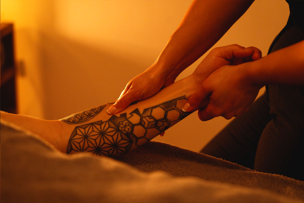 Four-Hand's-Massage Four Hand's Massage
